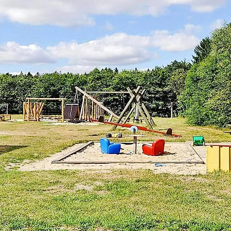 4 Star In * Fårvang