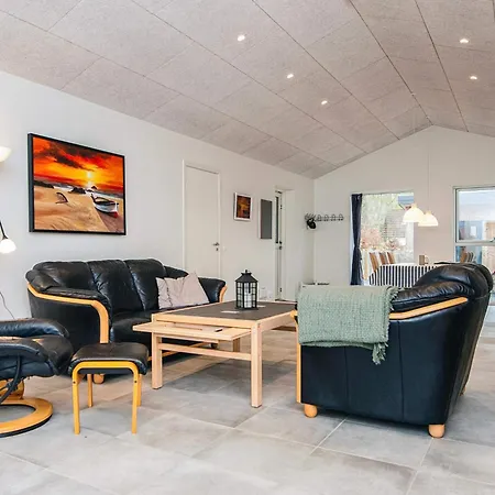 4 Star In Fårvang